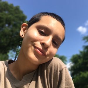 Meet your Posher, Dayzi kay